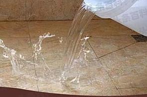 弥勒漏水维修 免砸砖防水材料该如何施工